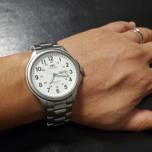 Ceas Orient